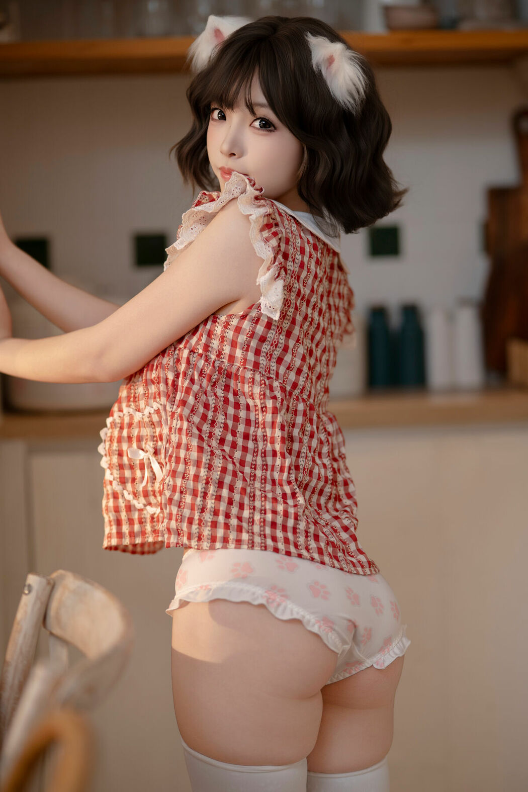 Coser@Bangni邦尼 – 木屋喵语 (81P – 3V)