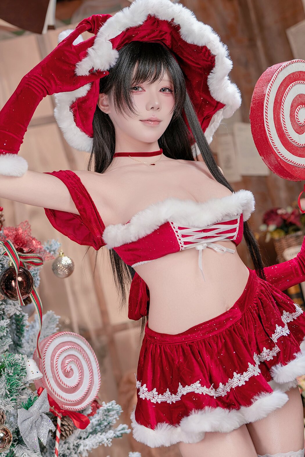 Coser@黏黏团子兔 – 12月作品 魔法圣诞星 Part01 (65P – 2V) Cover Photo