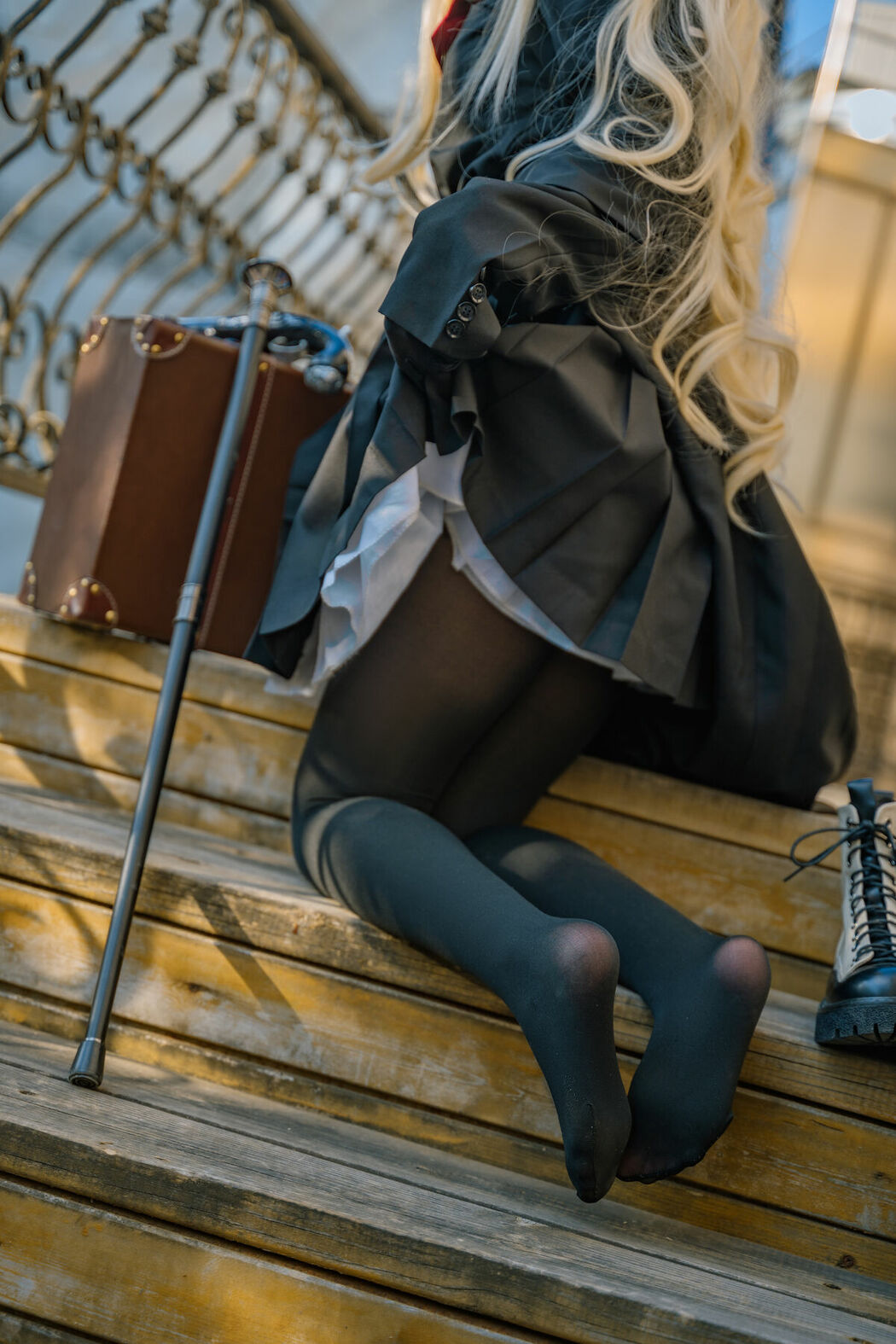 Coser@矢量鱼 – 笑面教授 (38P)