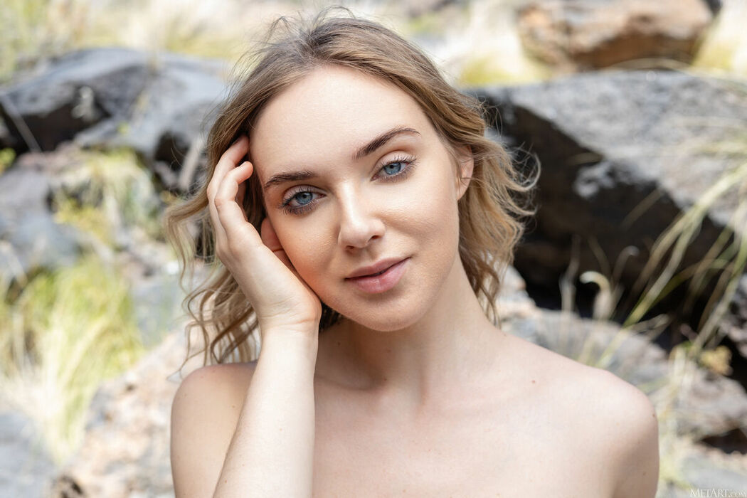 MetArt Oxana Chic – Perfect Pastime Part01 (60P)