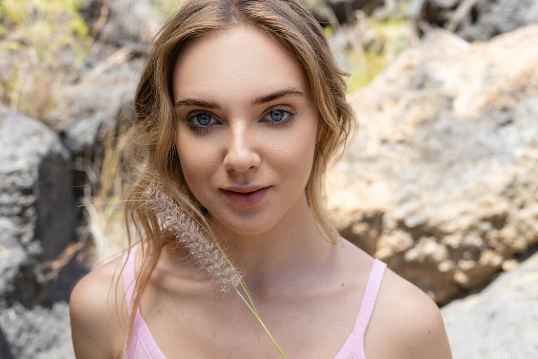 MetArt Oxana Chic – Perfect Pastime Part01 (60P)