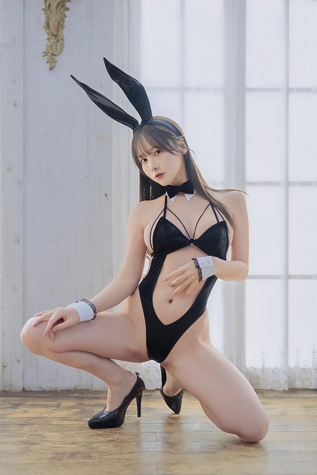 Coser@けん研 けんけん – DL写真集 KURO Animals (73P)