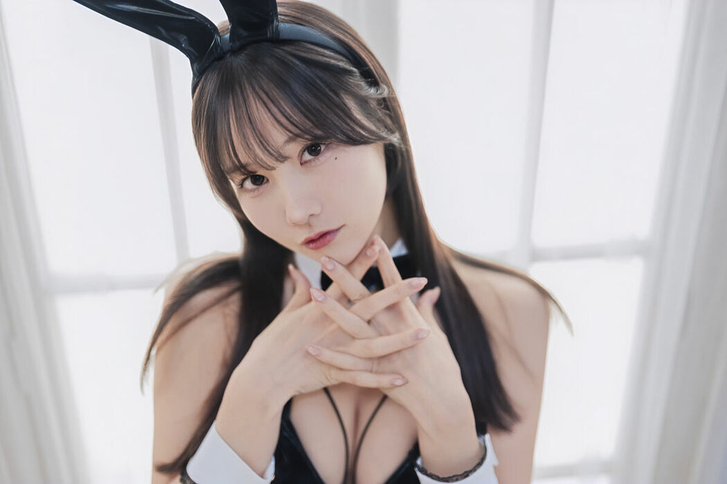 Coser@けん研 けんけん – DL写真集 KURO Animals (73P)