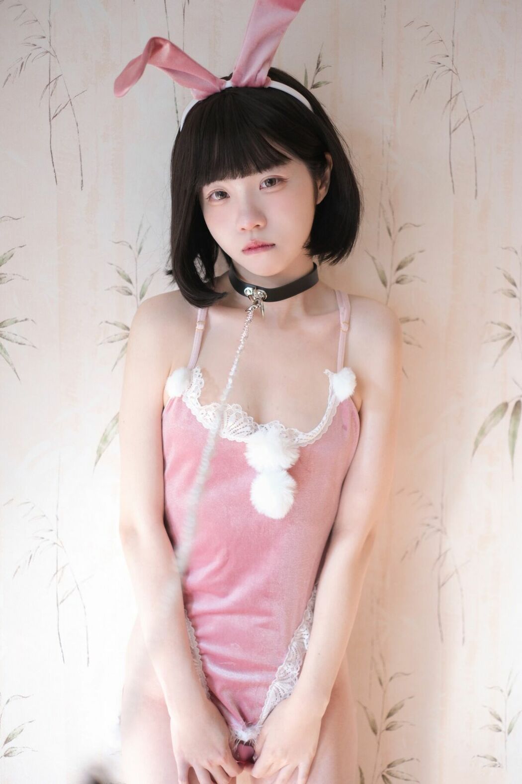 Coser@可可小白兔 – 純慾兔女郎 (51P)