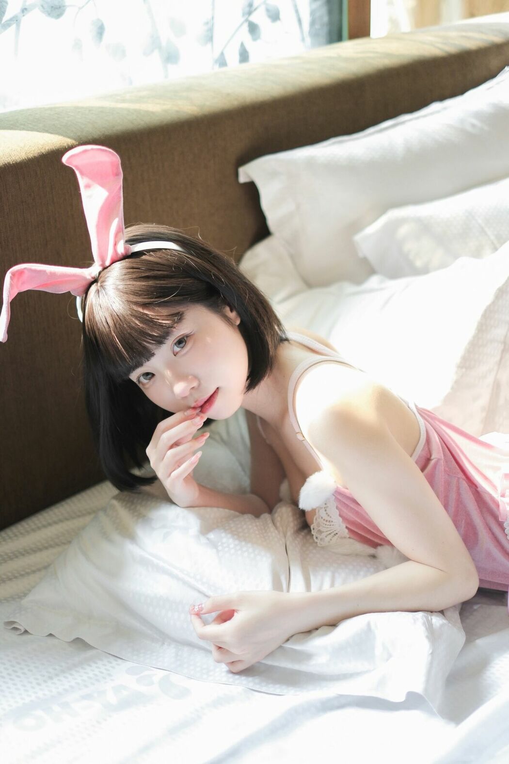 Coser@可可小白兔 – 純慾兔女郎 (51P)