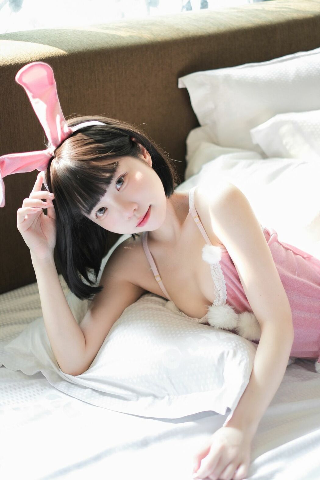 Coser@可可小白兔 – 純慾兔女郎 (51P)