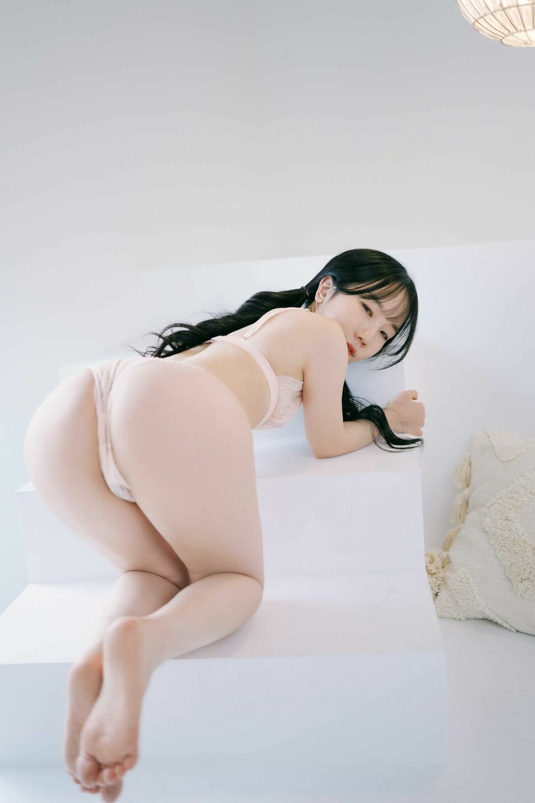 LE LEHF-108 Yeri (48P)