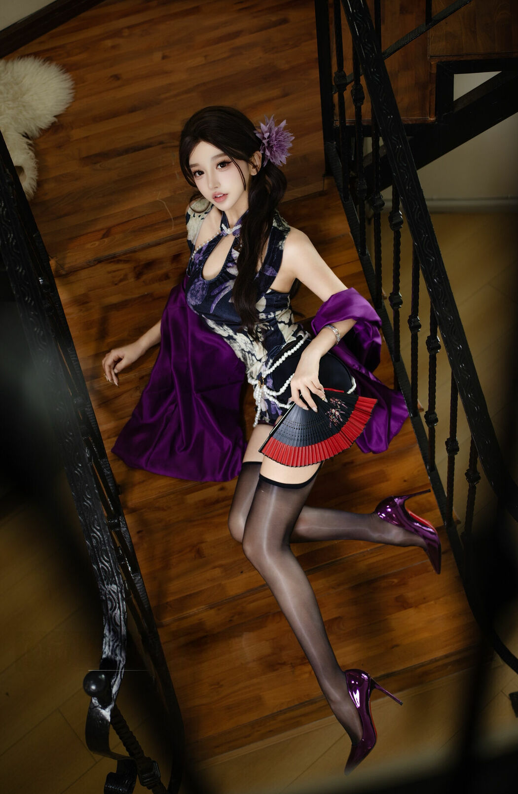 Coser@过期米线线喵 – 紫韵旗袍 (21P)