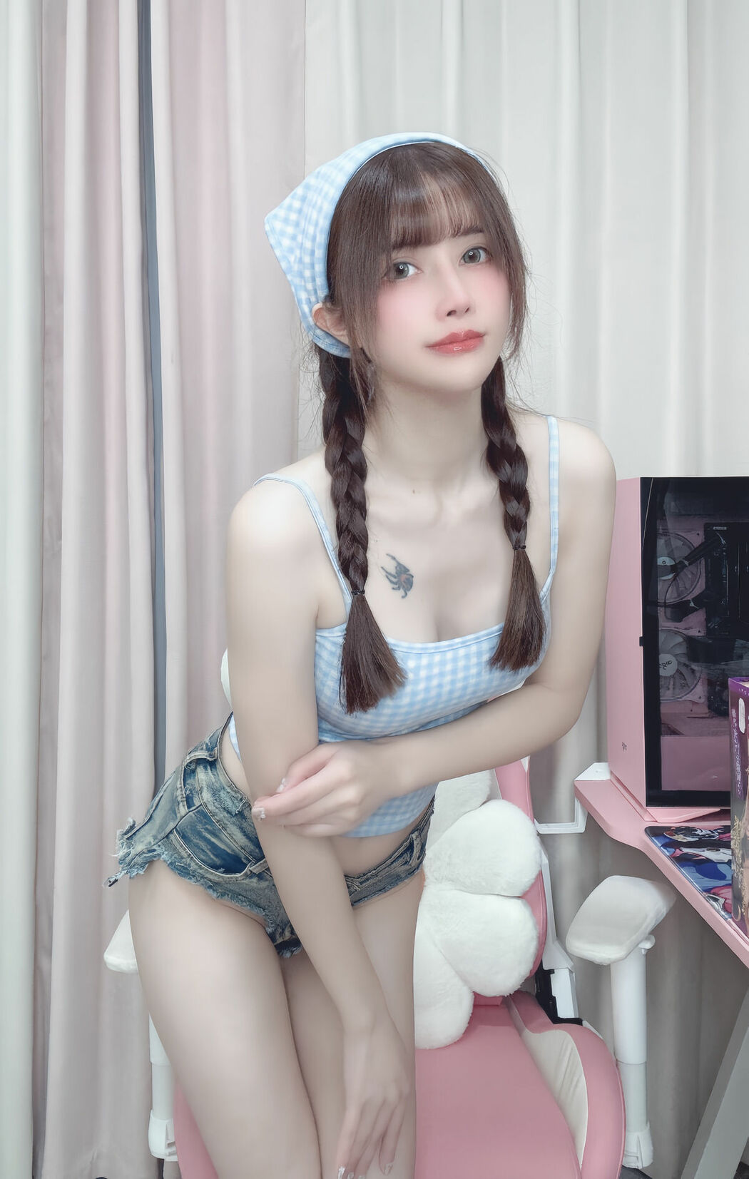 Coser@鹿八岁 – 模拟love (41P)