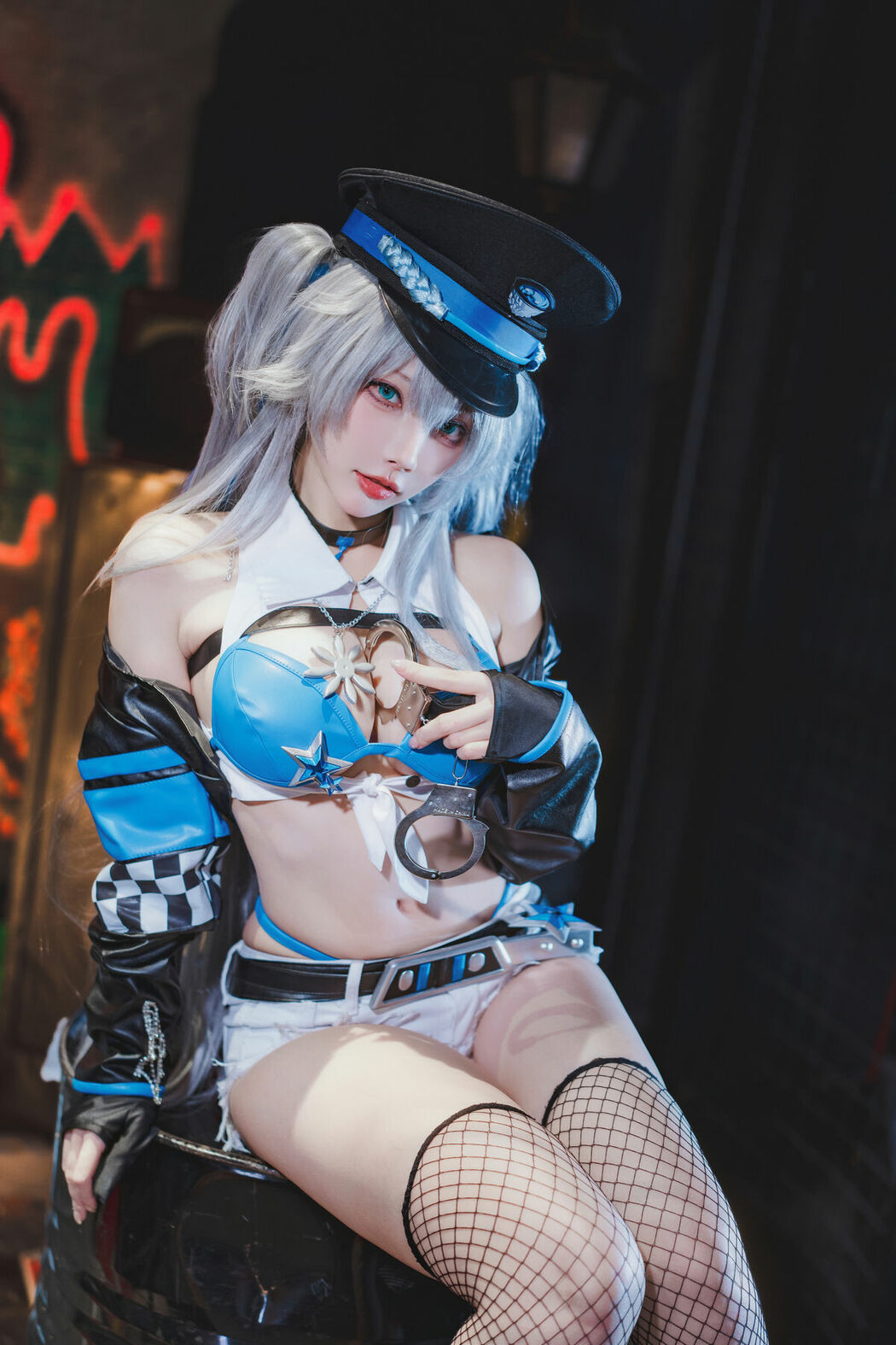 Coser@宮本桜 – 交错战线 刃齿女警 (23P)