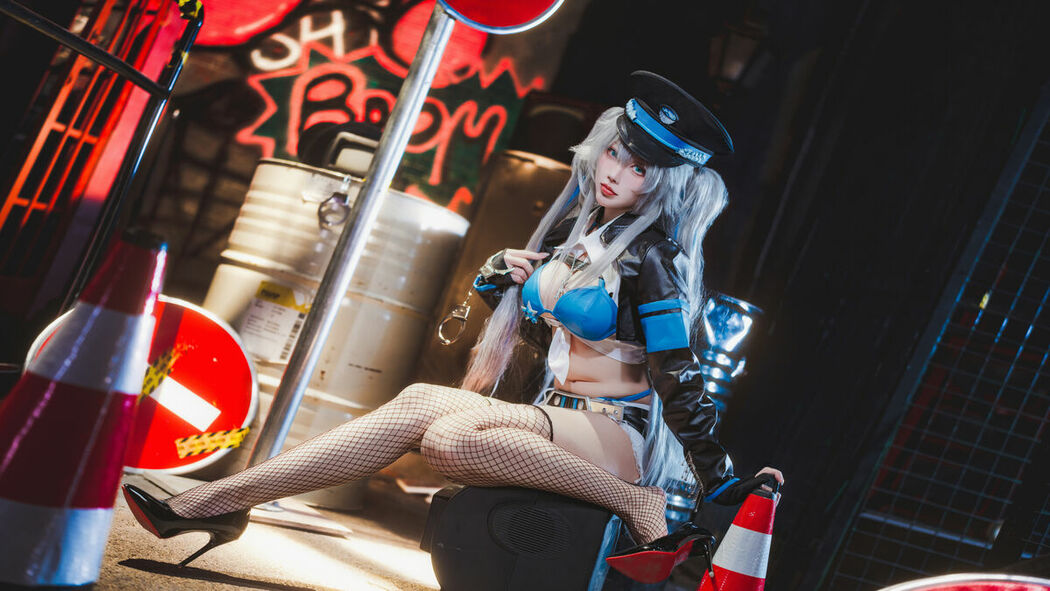 Coser@宮本桜 – 交错战线 刃齿女警 (23P)