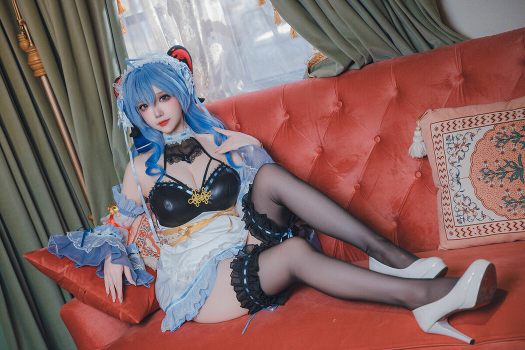 Coser@雪晴Astra – 原神 甘雨女仆 (32P)