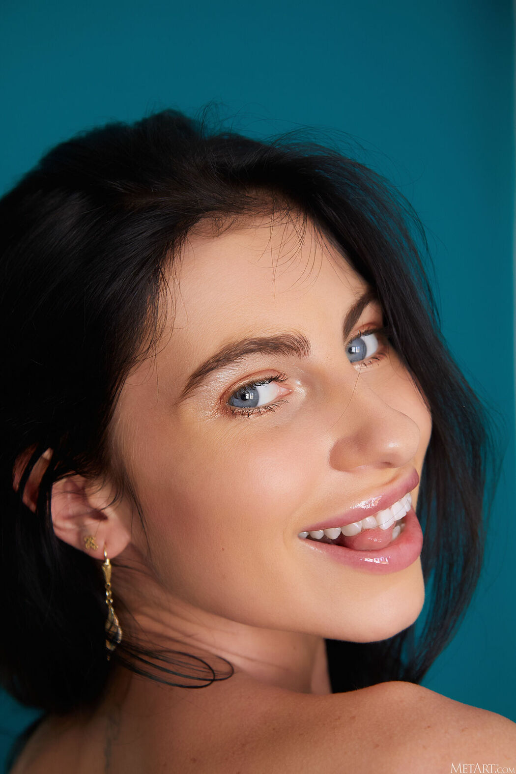 MetArt Lilly Bella – Hypnotic Gaze Part01 (56P)