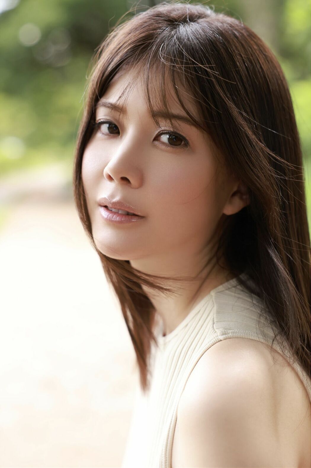 JP Mari Takamiya 高宮まり – 週刊ポストデジタル写真集 恋する胸の高まり (74P)