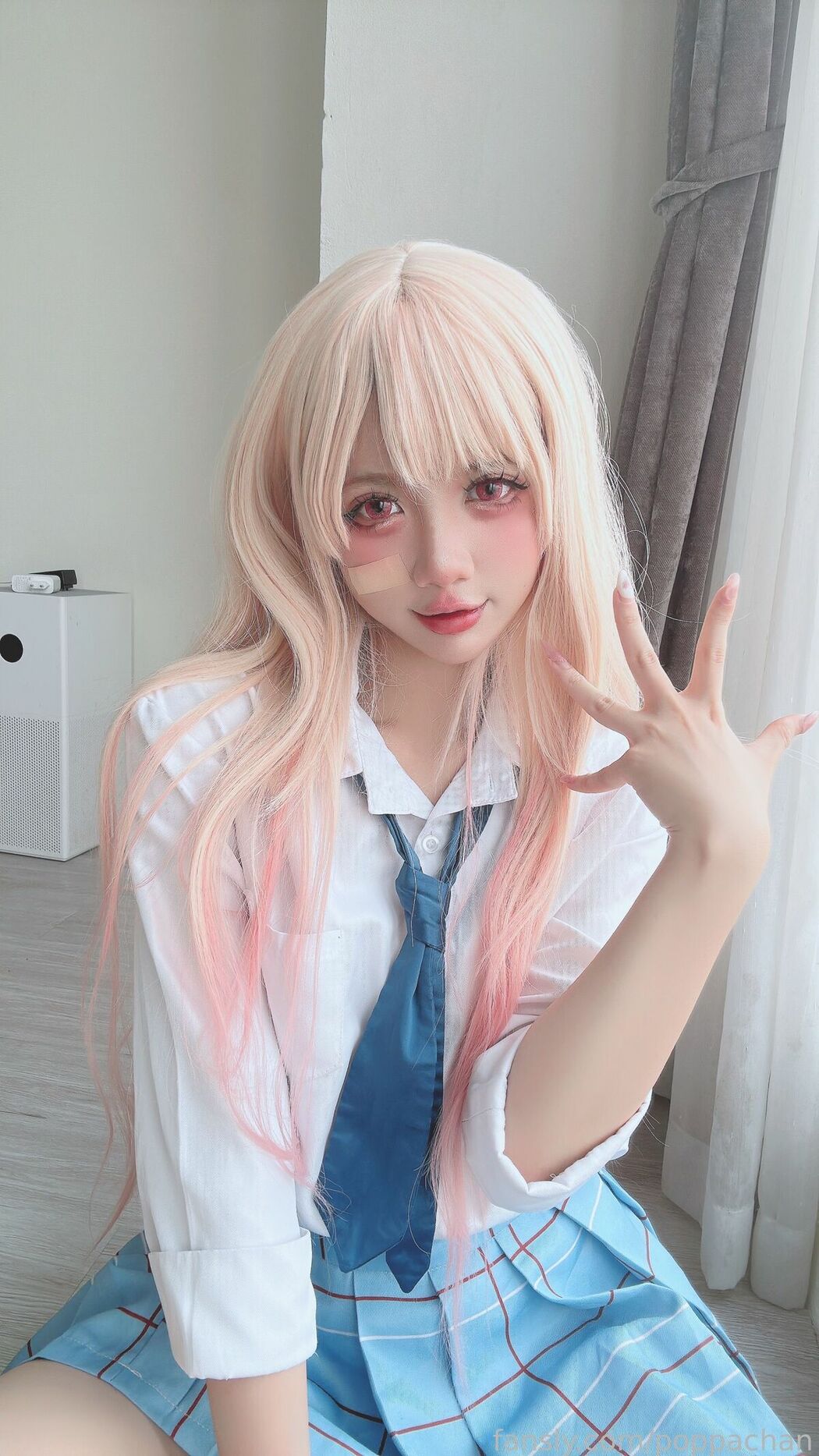 Coser@PoppaChan – Marin Kitagawa (30P – 10V)