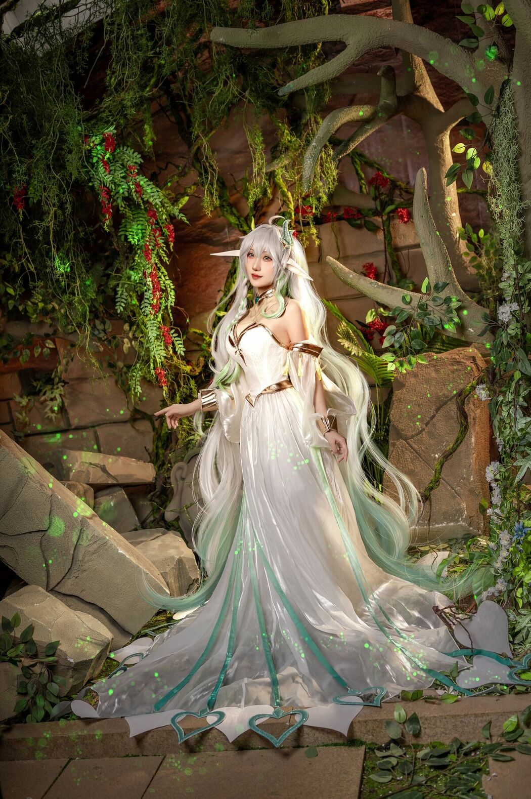 Coser@是夙卿呀 – 大慈树王 (11P)