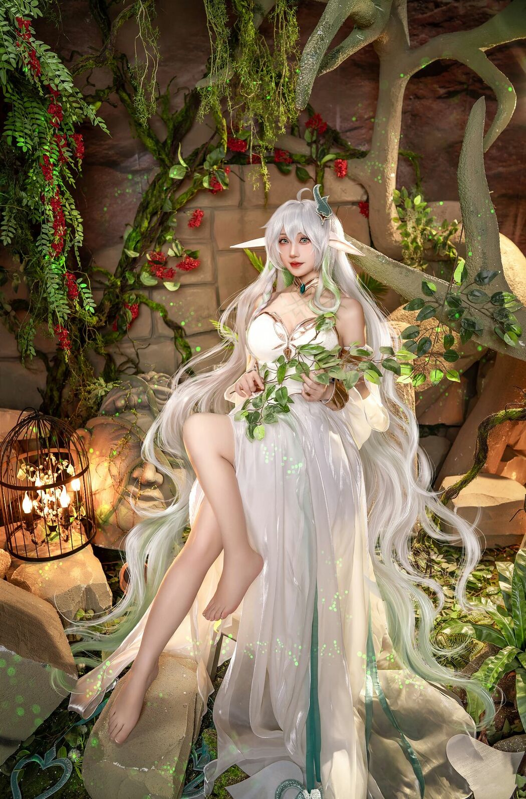 Coser@是夙卿呀 – 大慈树王 (11P)