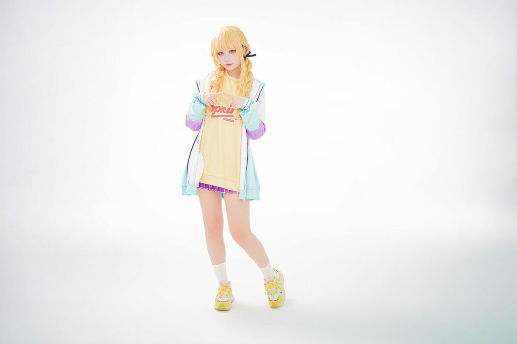 Coser@lunananya – 学院偶像大师 藤田言音 (39P)