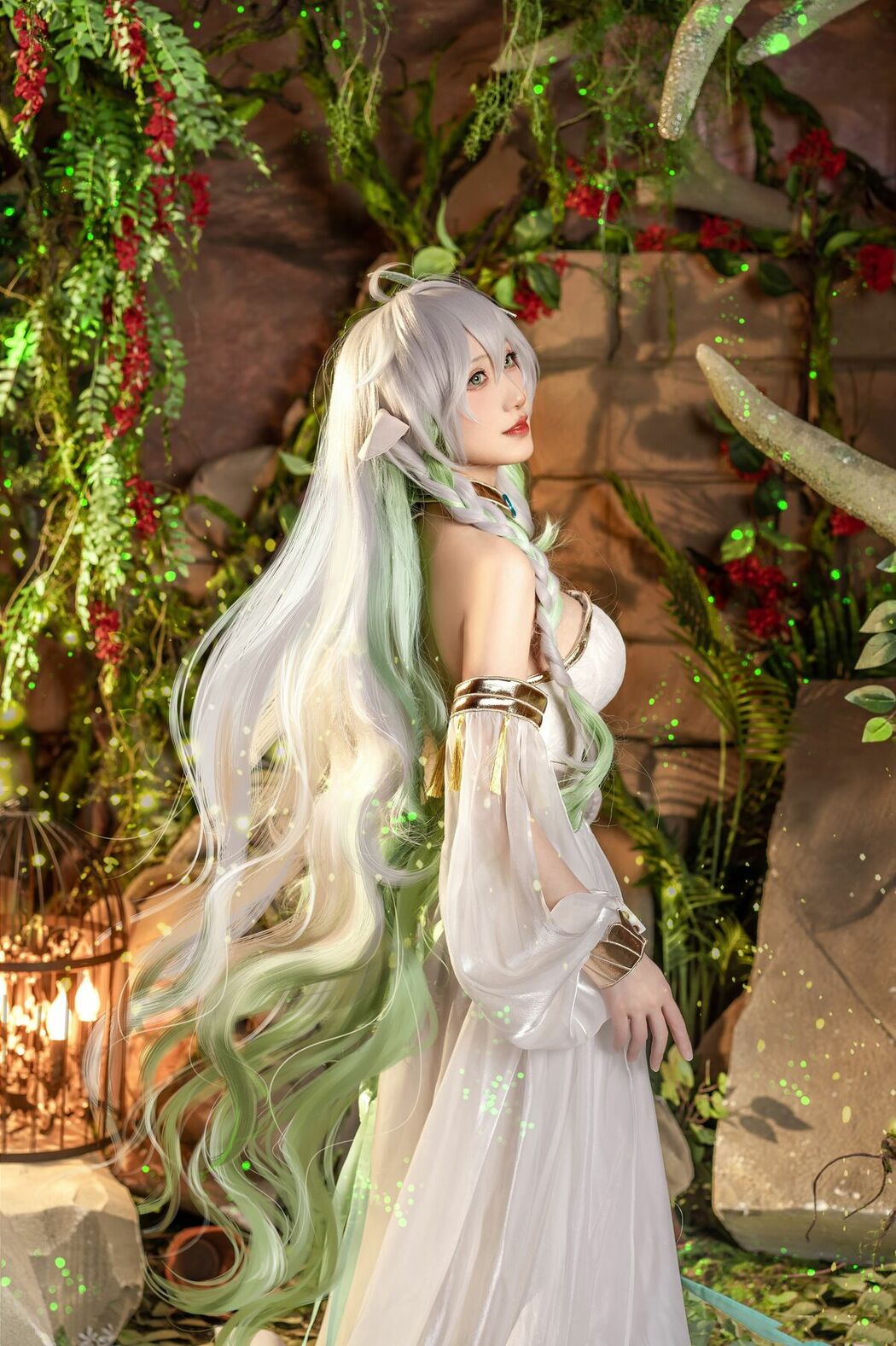 Coser@是夙卿呀 – 大慈树王 (11P)