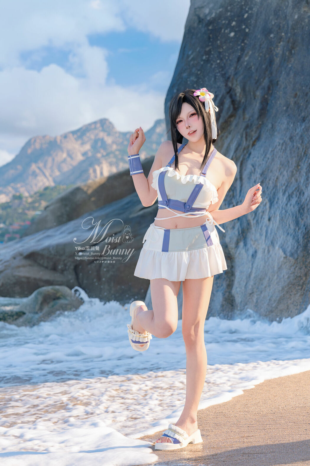 Coser@黏黏团子兔 – 2025泳装限定作 海边假日 蒂法 (81P)