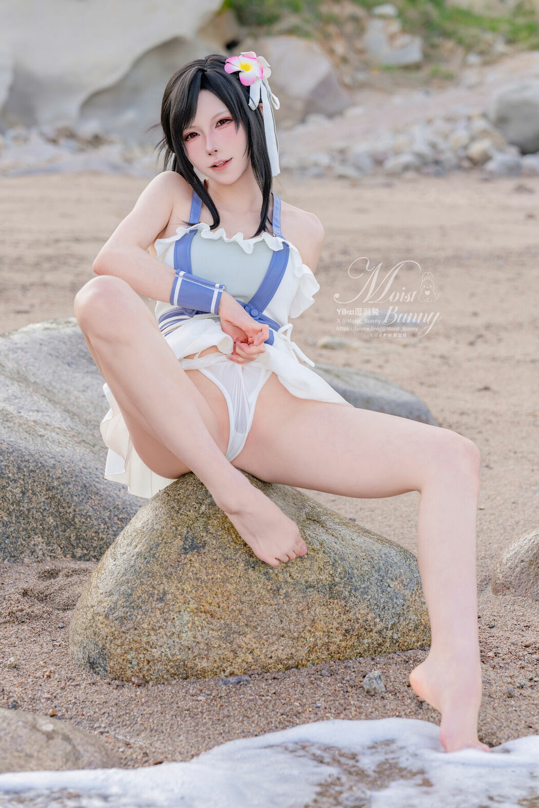 Coser@黏黏团子兔 – 2025泳装限定作 海边假日 蒂法 (81P)