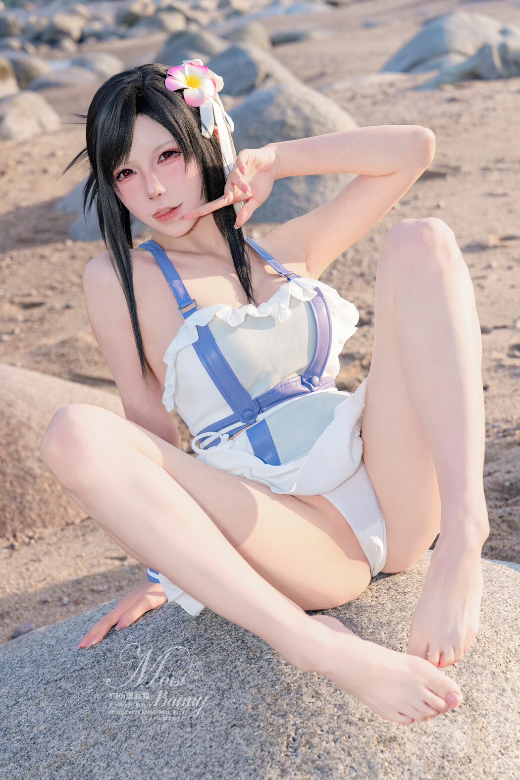 Coser@黏黏团子兔 – 2025泳装限定作 海边假日 蒂法 (81P)
