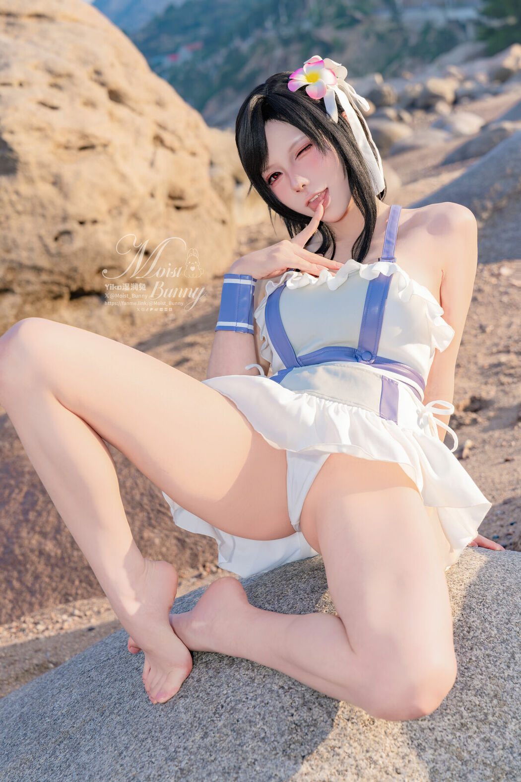 Coser@黏黏团子兔 – 2025泳装限定作 海边假日 蒂法 (81P)