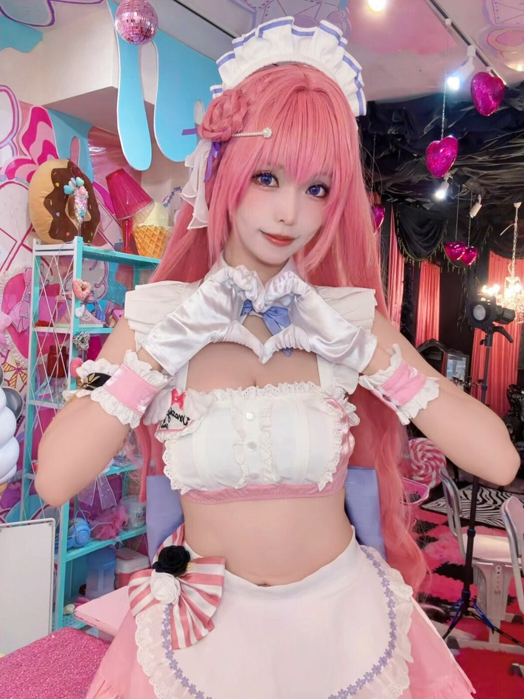 Coser@Ely_eee ElyEE子 – Dorothy Feast on Peachland 桃園宴 (25P – 2V)