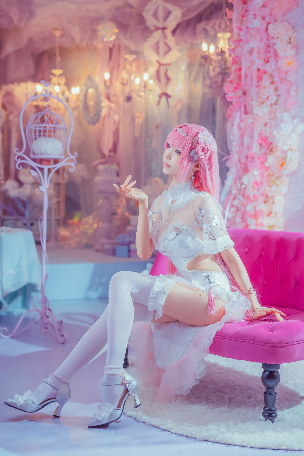 Coser@Ely_eee ElyEE子 – Dorothy Feast on Peachland 桃園宴 (25P – 2V)