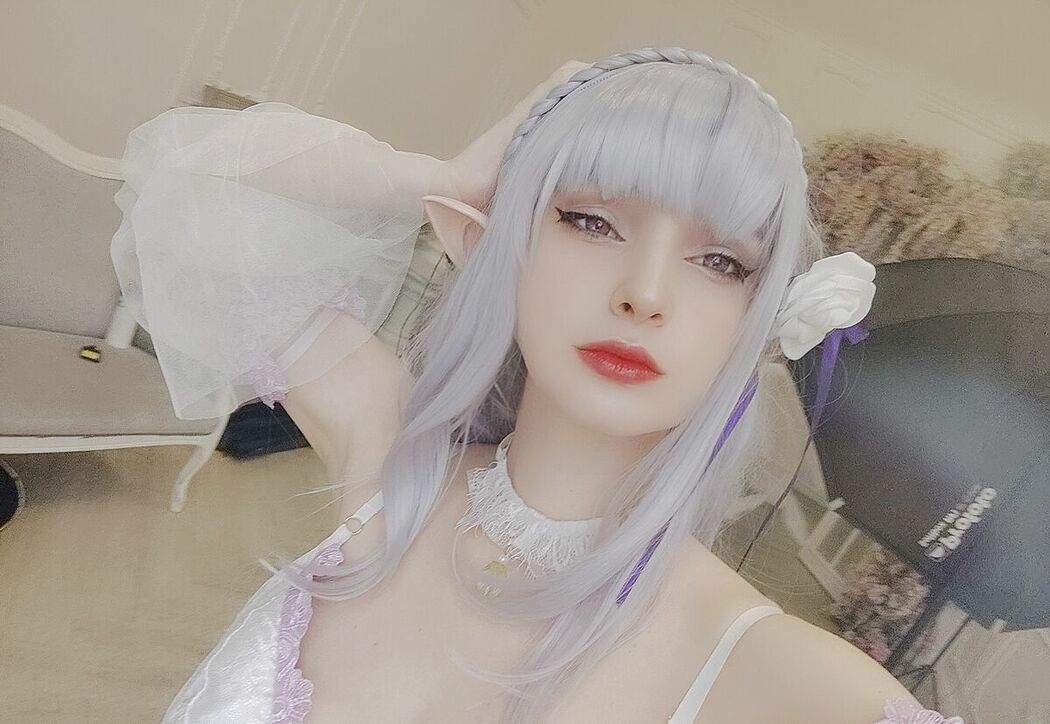 Coser@Hologana – Emilia Lingerie (27P)
