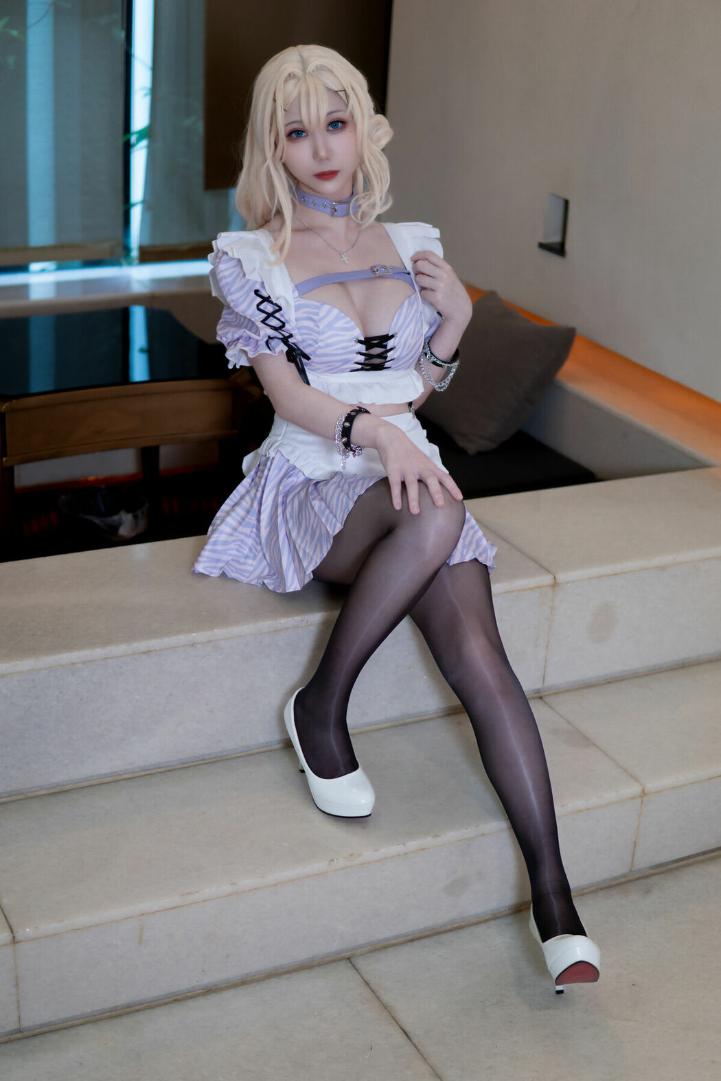 Coser@坊橋夜泊 – 女繪師東雲 (41P)