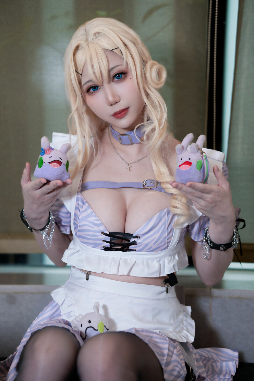 Coser@坊橋夜泊 – 女繪師東雲 (41P)