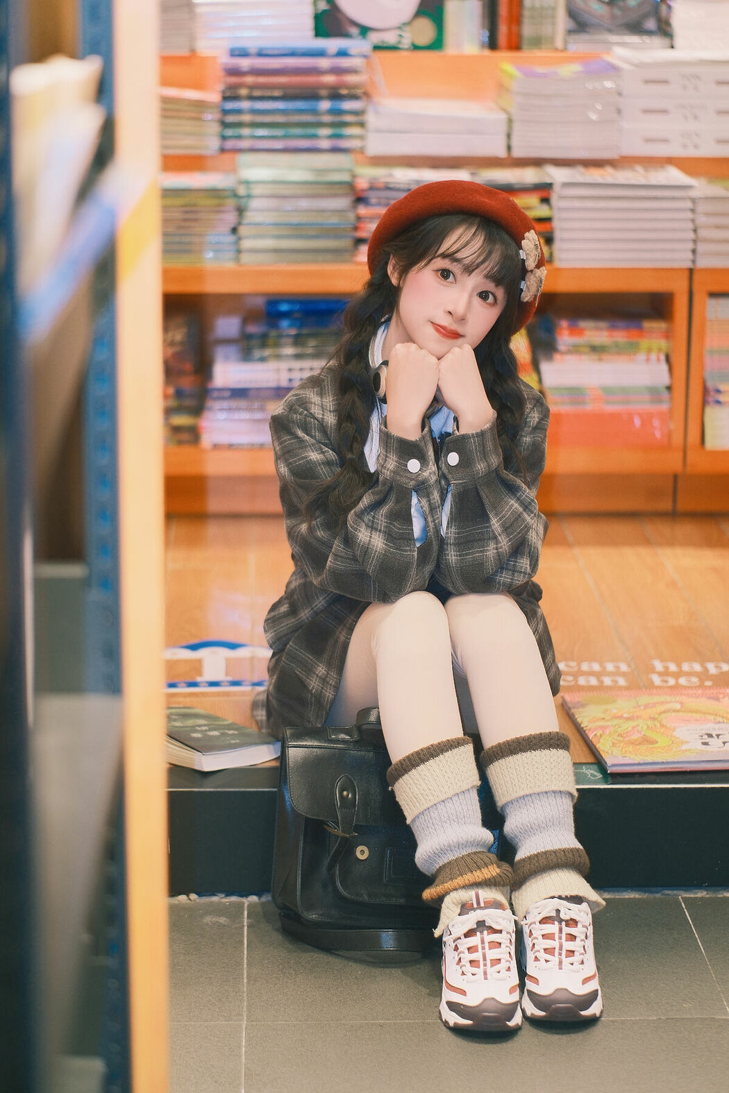 YiTuYu艺图语 Vol.9412 Xia Yu Xiao Nian (21P)