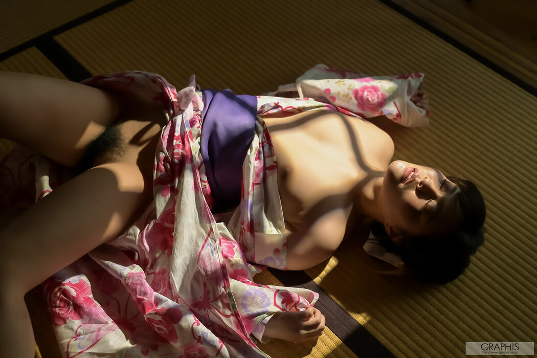 JP Aika Yumeno 夢乃あいか And Aika Yamagishi 山岸绮花 And 8 Others – Graphis SPECIAL YUKATA MIxTURE 002 Part02 (61P)