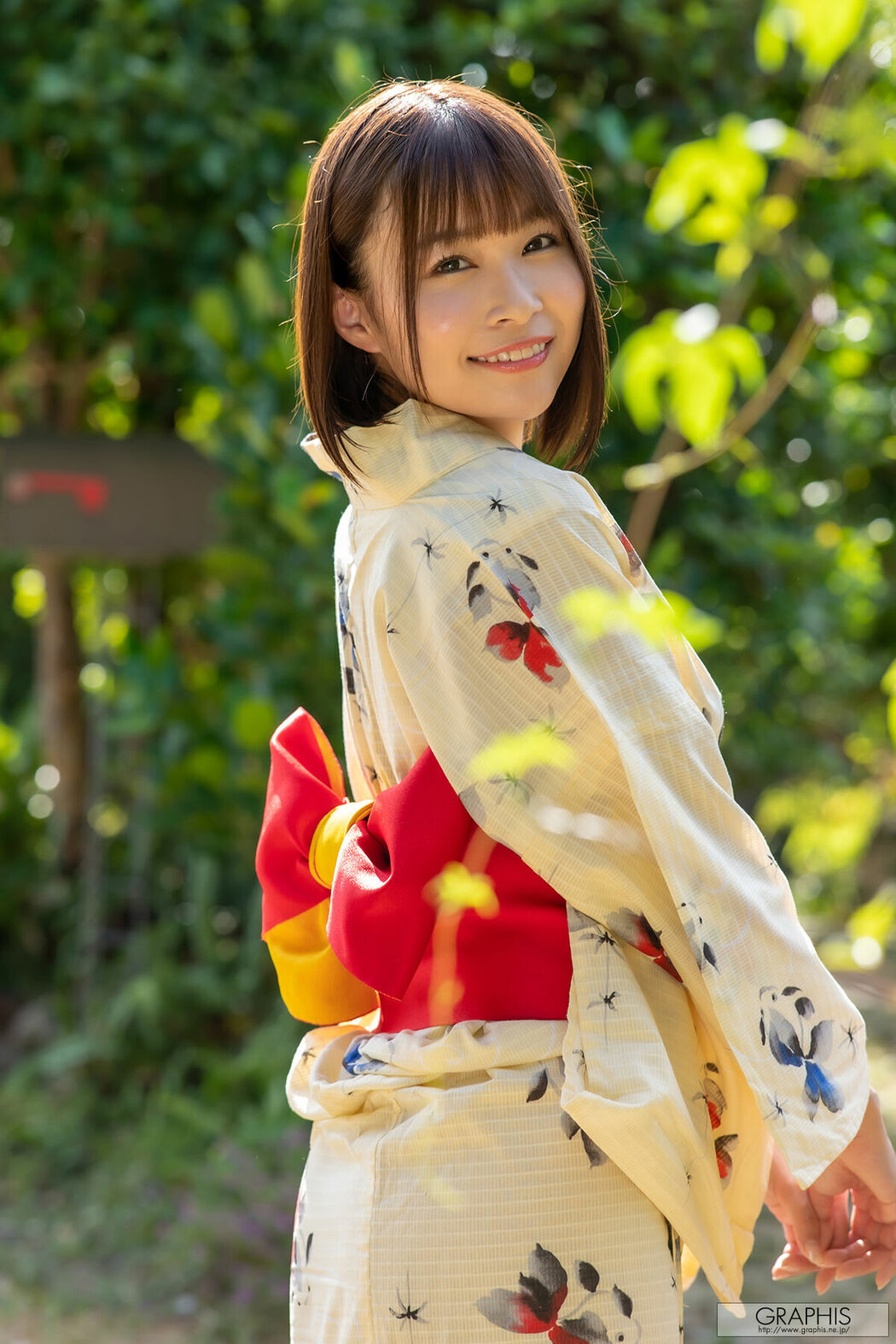 JP Aika Yumeno 夢乃あいか And Aika Yamagishi 山岸绮花 And 8 Others – Graphis SPECIAL YUKATA MIxTURE 002 Part01 (62P)