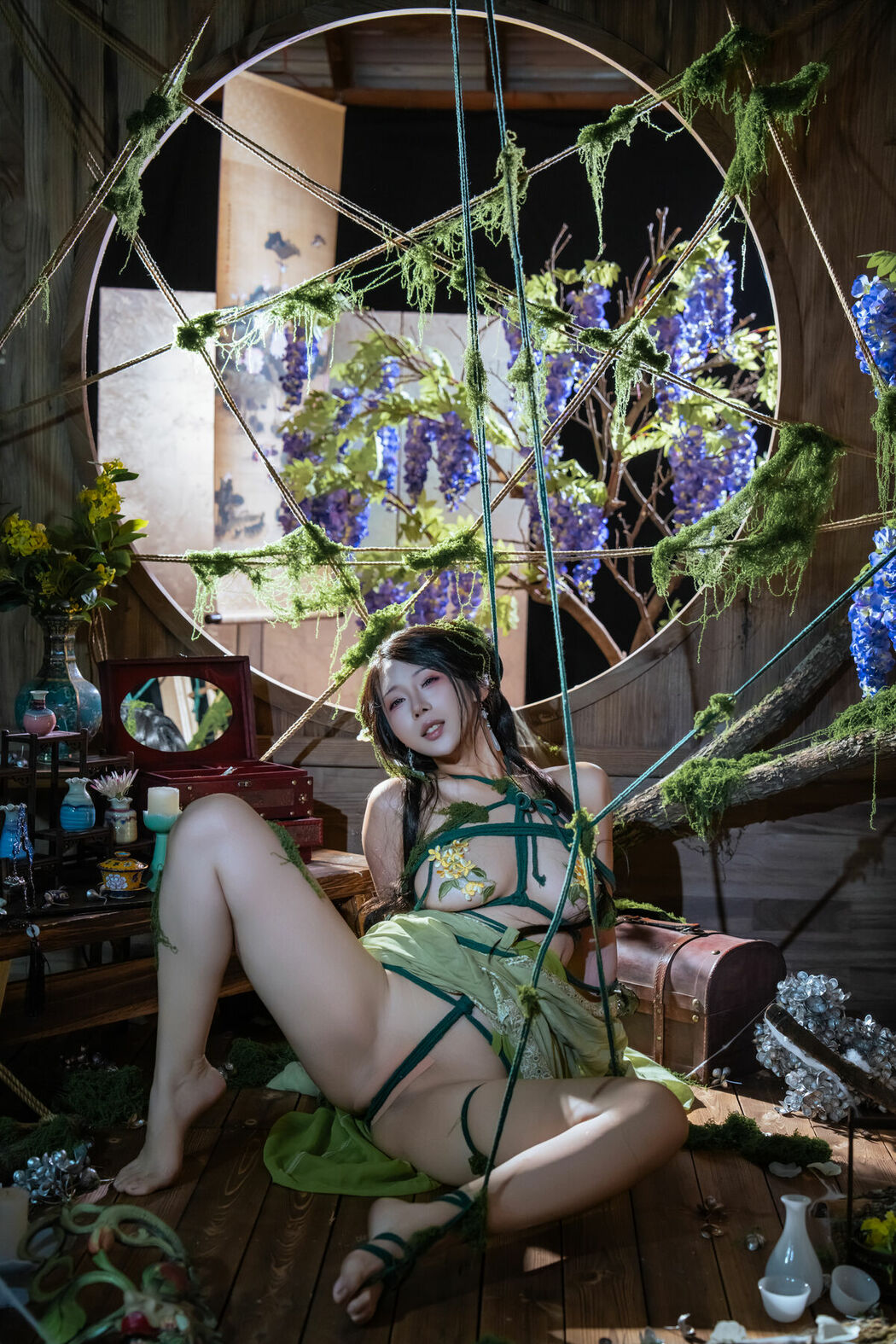 Coser@云溪溪 Yunx1x1 And 奶桃桃 – 苔缚 Part01 (48P – 1V)