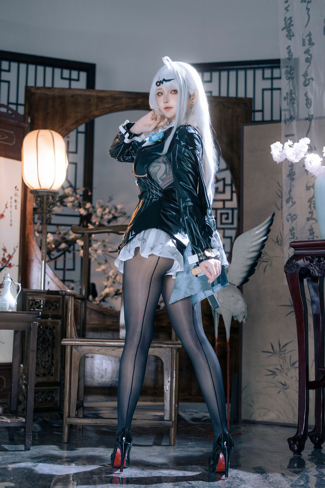 Coser@屿鱼 – 绝区零 仪玄 墨形影踪 (51P)
