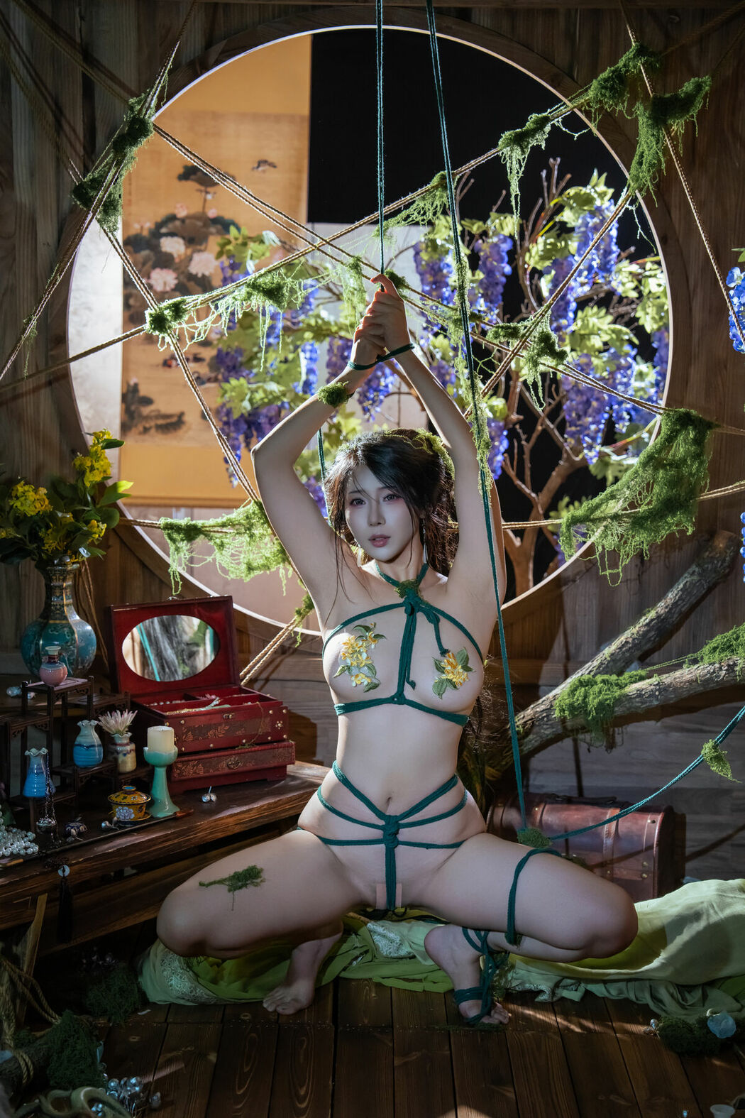 Coser@云溪溪 Yunx1x1 And 奶桃桃 – 苔缚 Part02 (47P)