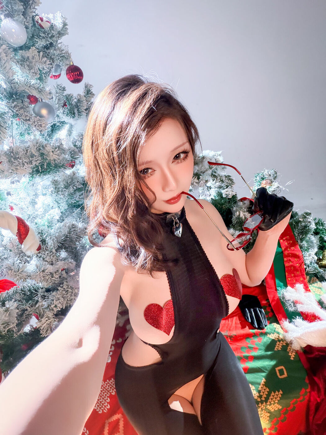 Coser@星之迟迟Hoshilily – 2025圣诞 卷土重来的偷心贼 (73P)