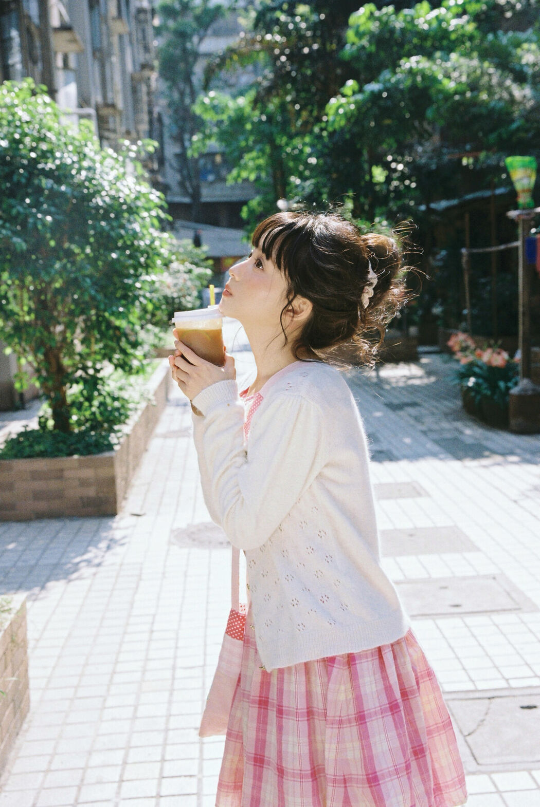 YiTuYu艺图语 Vol.9413 BBBOM (16P)