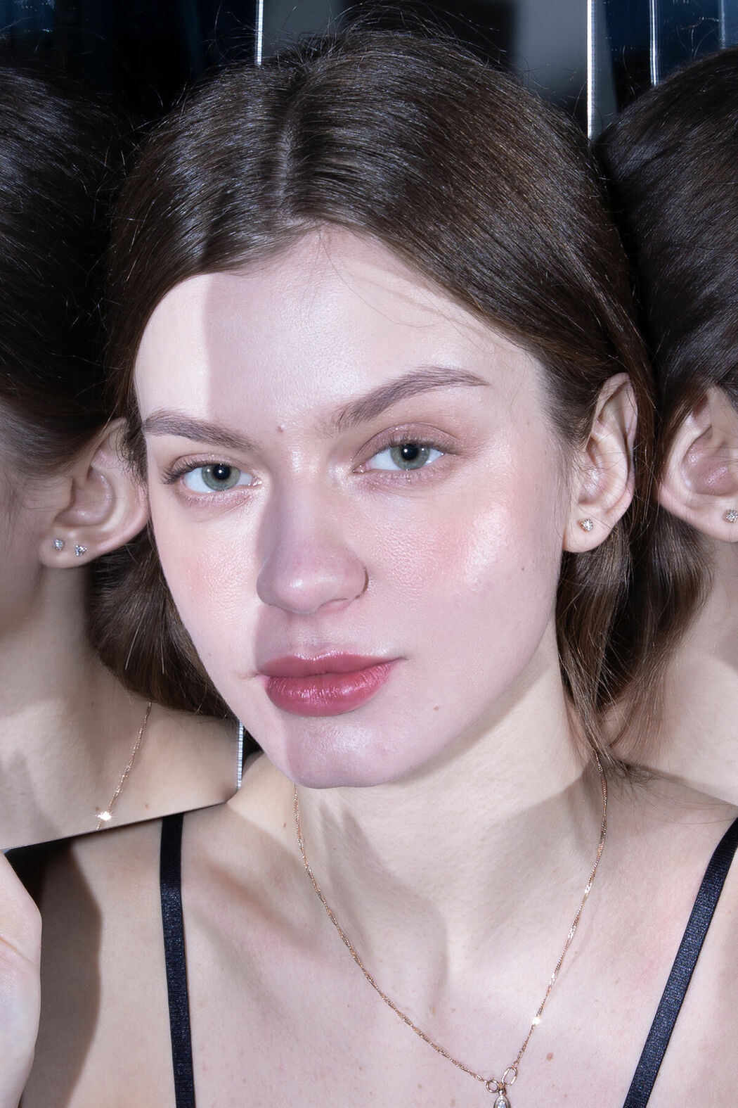 YiTuYu艺图语 Vol.9417 Zhu Li (14P) Cover Photo