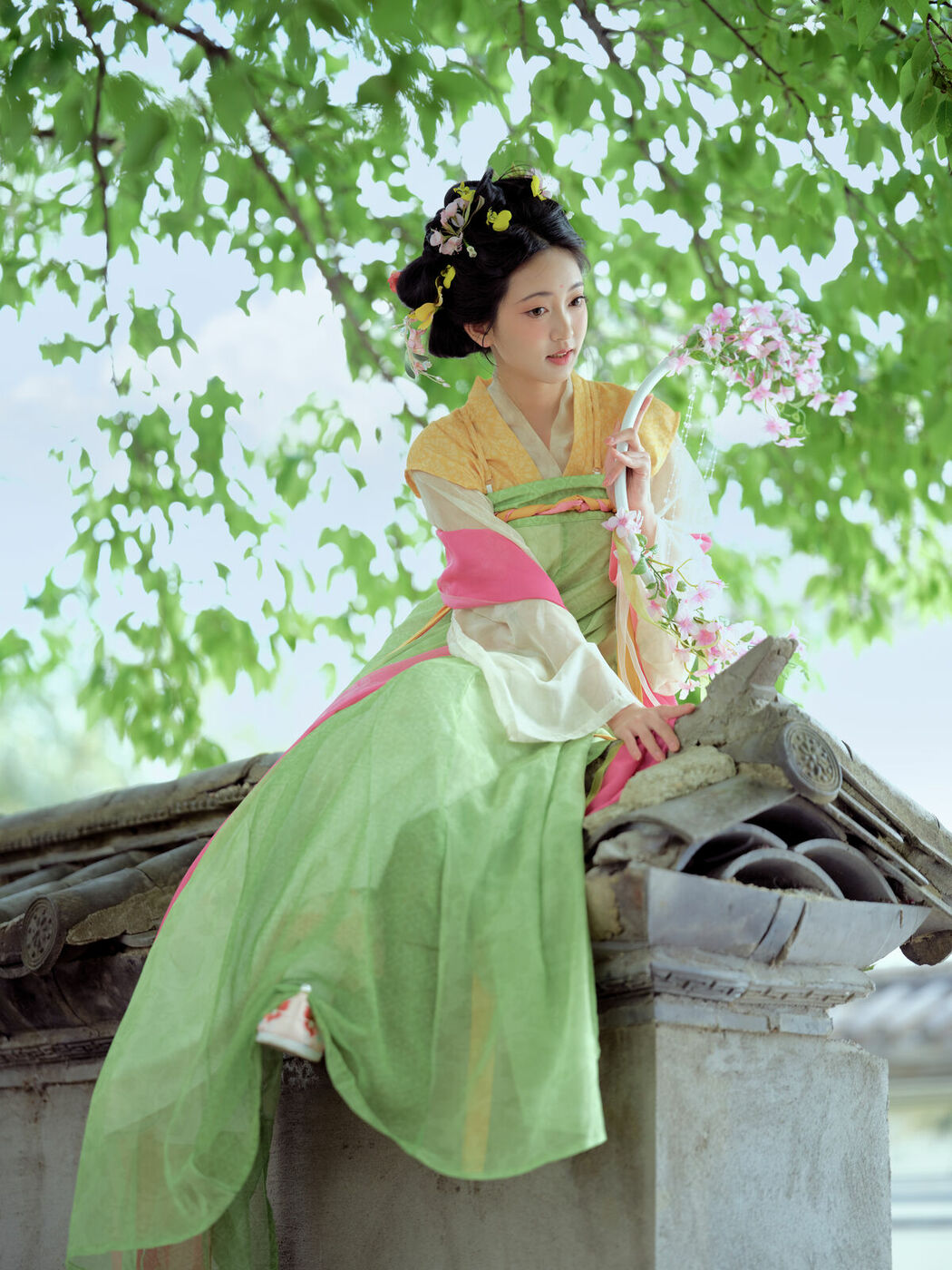 YiTuYu艺图语 Vol.9418 Leng Ku Wang Ye (15P)