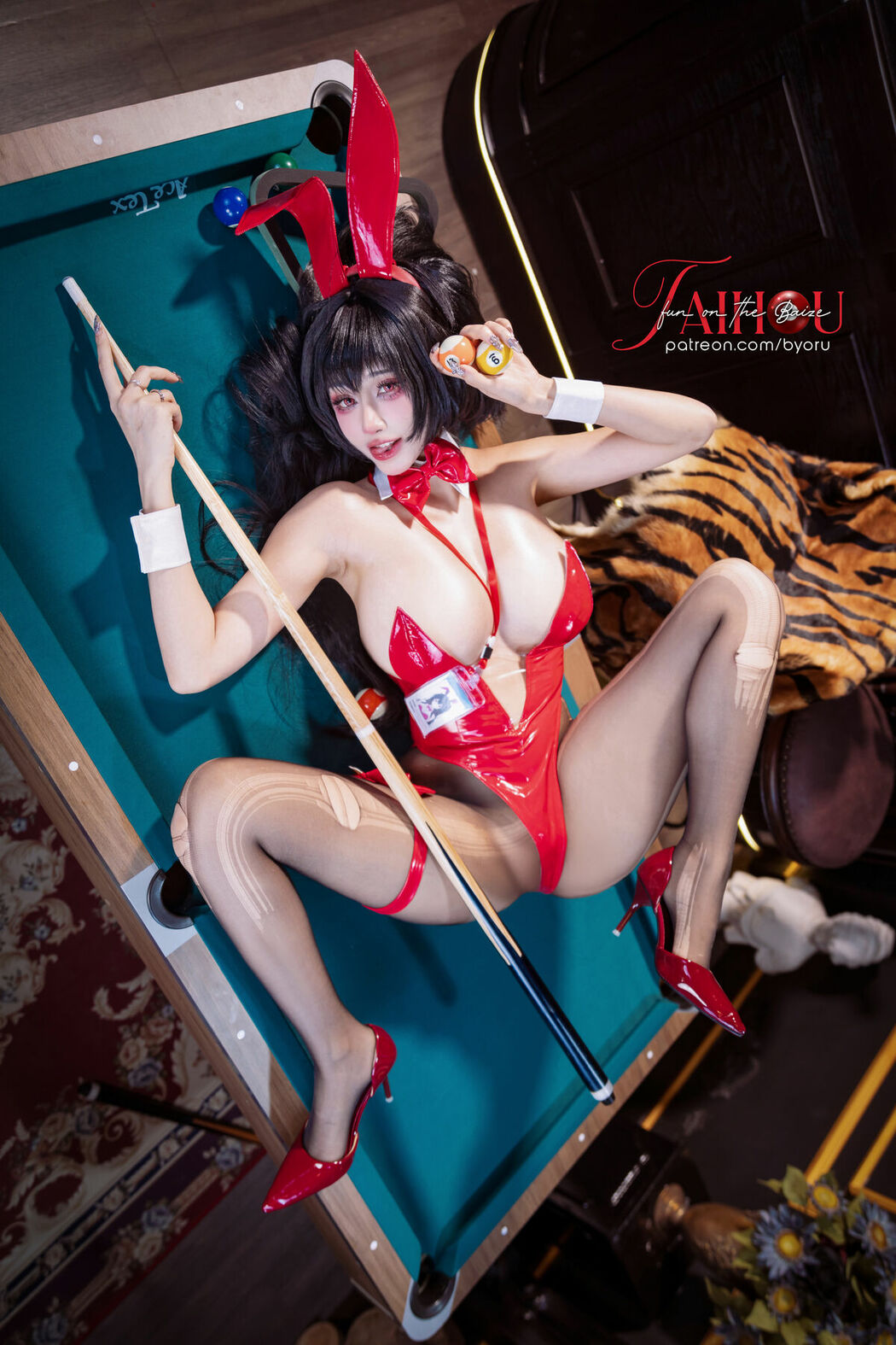 Coser@Byoru – Taihou Bunny (59P – 19V)
