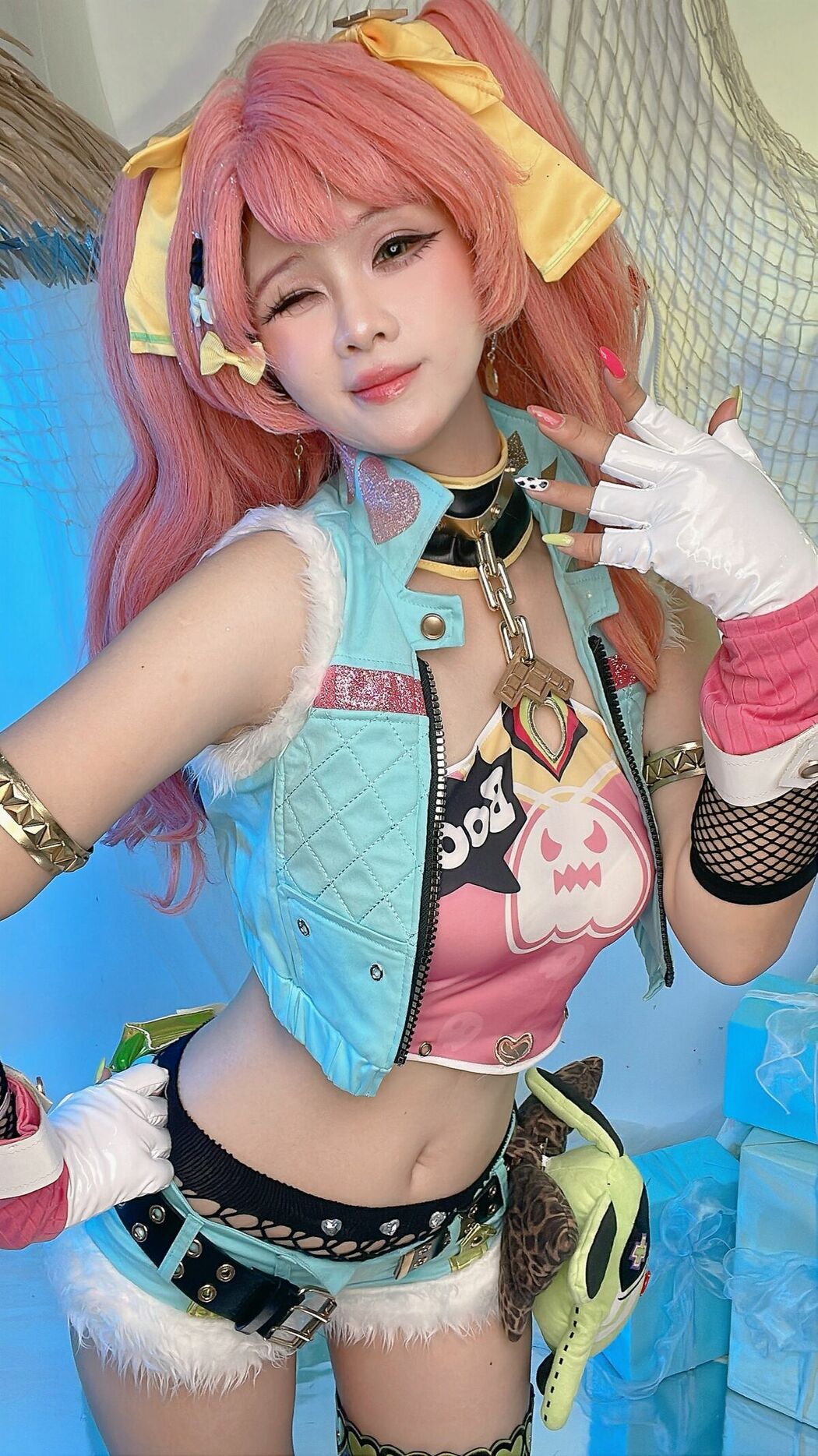 Coser@Pyon – 绝区零-妮可&middot;狡黠甜心 (66P – 1V)