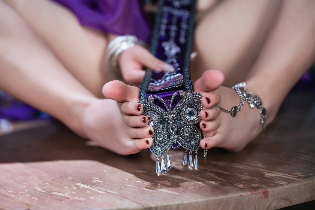 Coser@yuuhui玉汇 – 幻蝶 Part01 (66P – 1V)