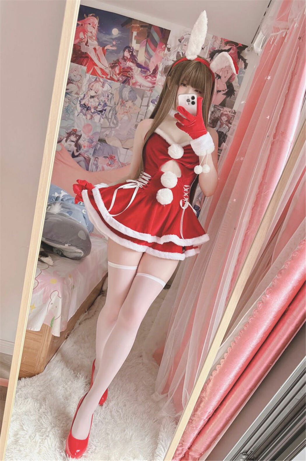 Coser@习呆呆 – バニーサンタ (19P – 2V)