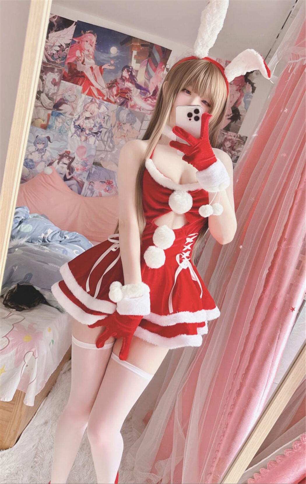 Coser@习呆呆 – バニーサンタ (19P – 2V)