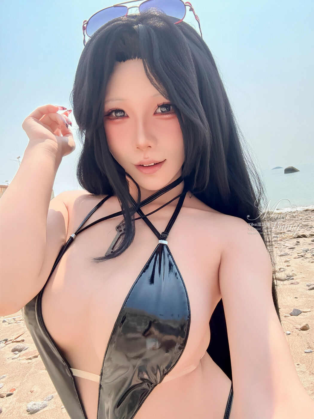 Coser@黏黏团子兔 – 2025泳装限定作 梅登艳阳之下 (76P)