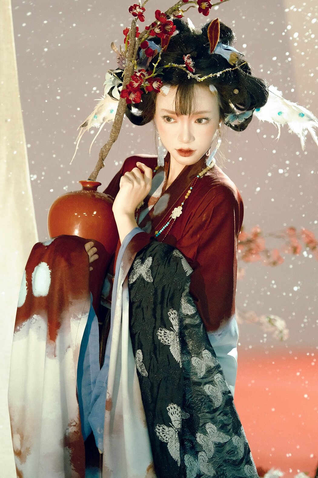 YiTuYu艺图语 Vol.10004 Tao Chi (21P) Cover Photo