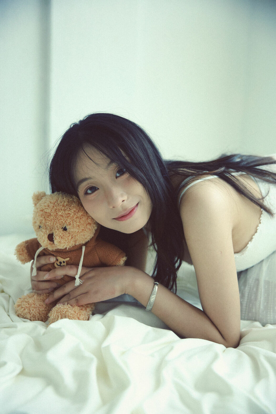 YiTuYu艺图语 Vol.10012 Xiao U (41P)